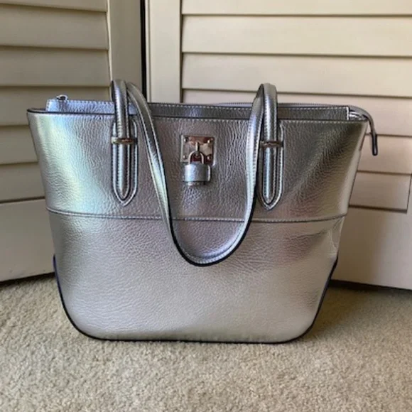 Nine West faux Leather Silver Satchel 🆕 - Picture 14 of 15